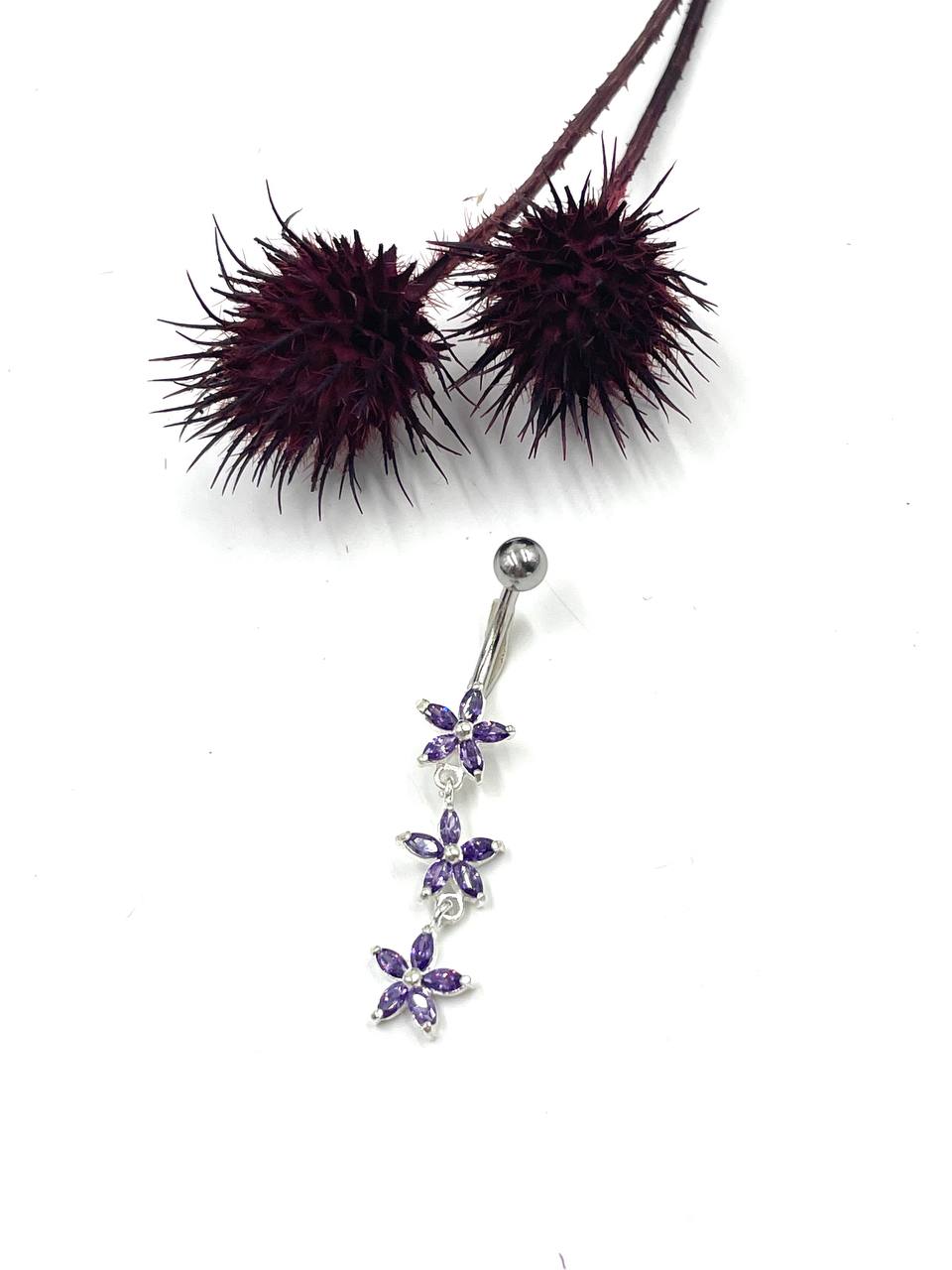 پیرسینگ نقره ناف طرح گل با نگین بنفش