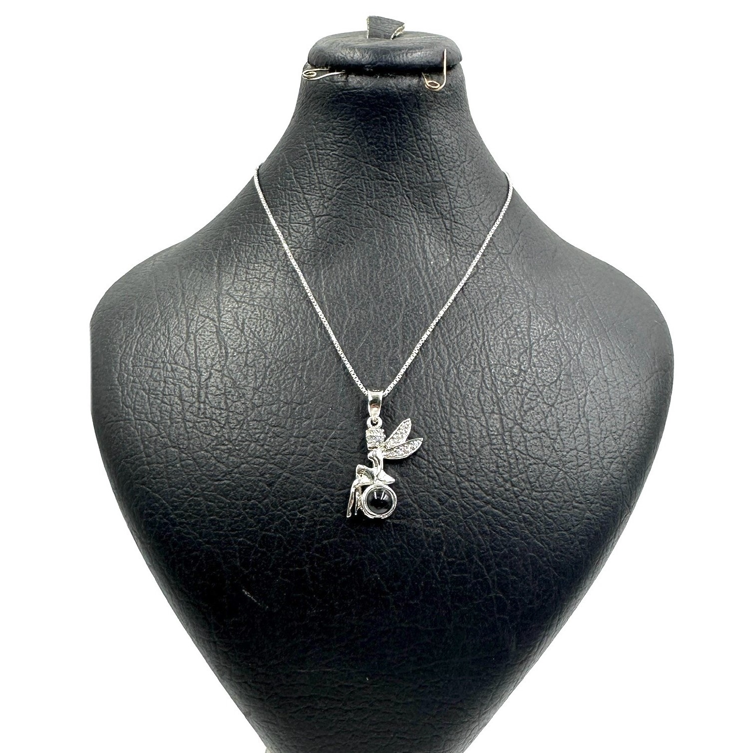 پلاک نقره زنانه | مدل فرشته | نگین تلسکوپی