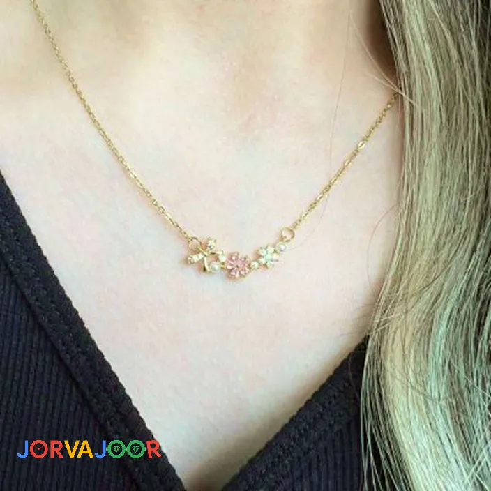 پلاک زنجیرهای کاملاً فانتزی