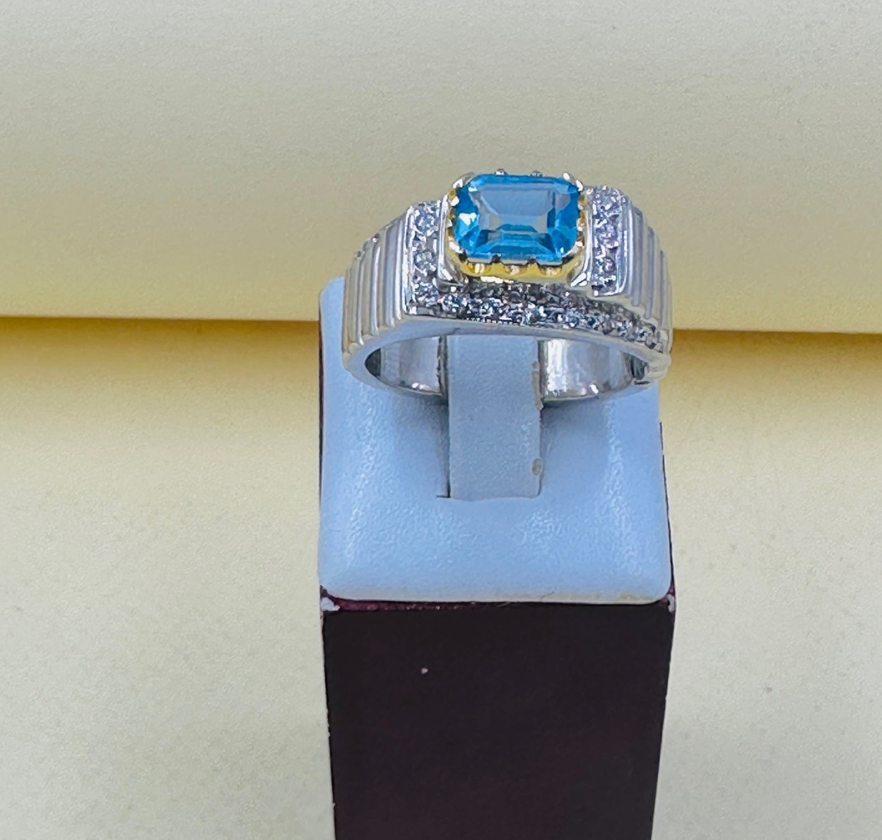 SMAF388 انگشتر نقره فاخر توپاز کد SMAF388 - Image 1